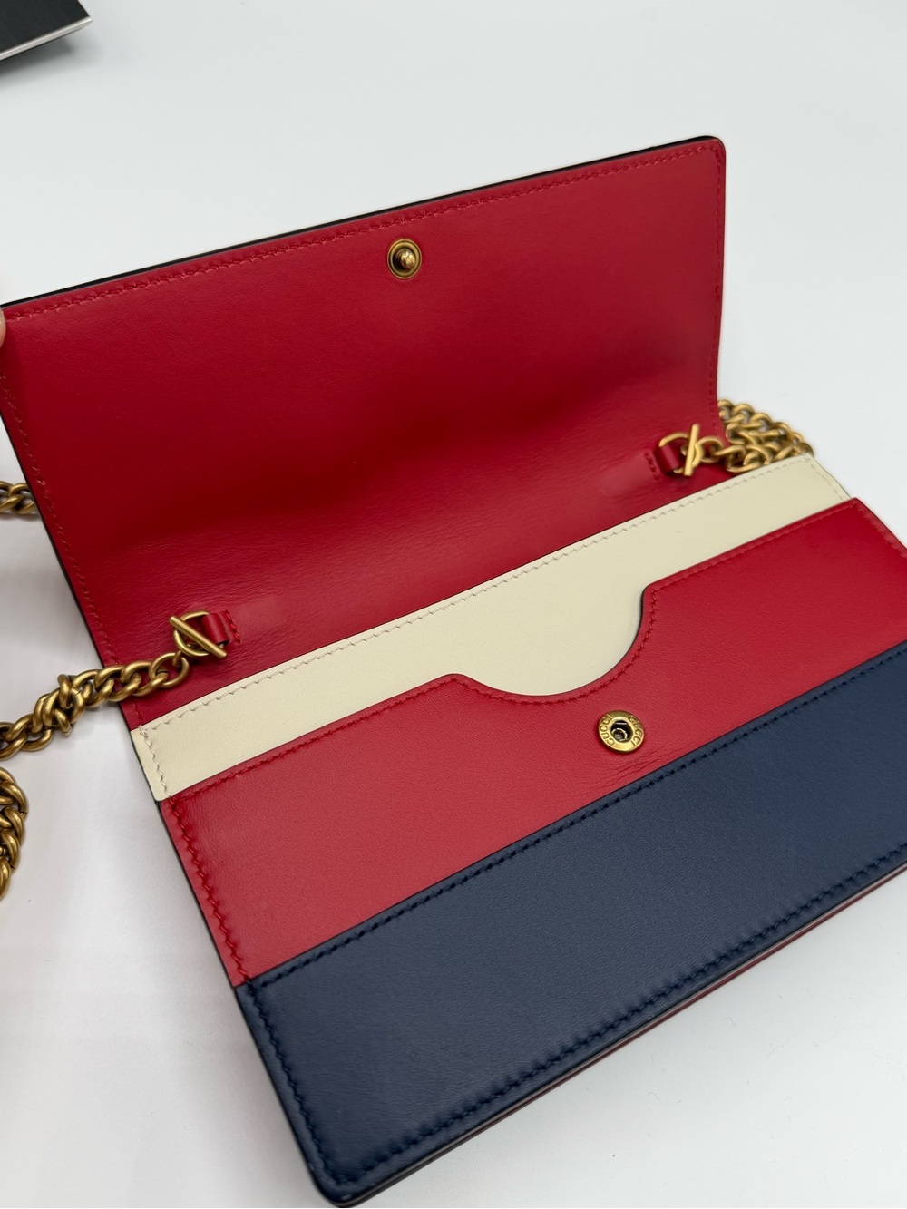 Gucci Queen Margaret Leather Wallet on Chain Crossbody Bag - Picture 6 of 9
